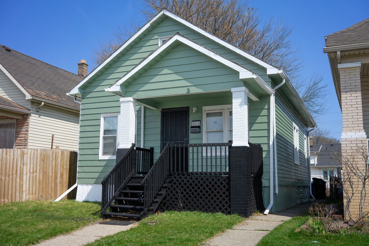 Building Photo - 6074 Tarnow St