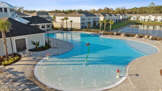 Building Photo - 64 Playa De Luna Ln