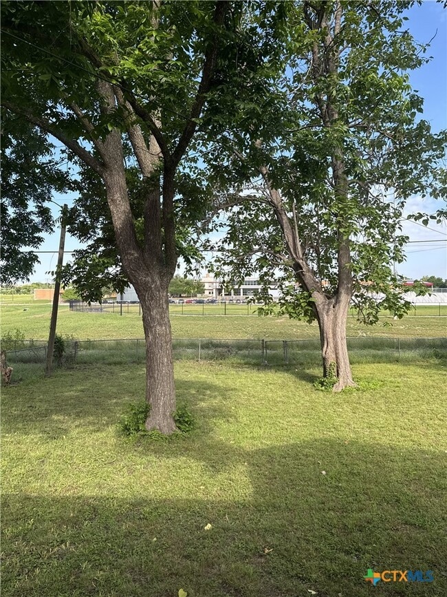 Building Photo - 1514 S 15th St