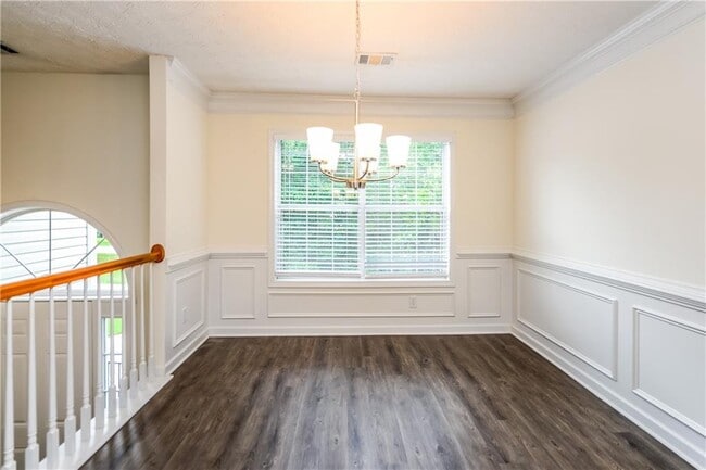 Building Photo - 805 Lewis Ridge Cir