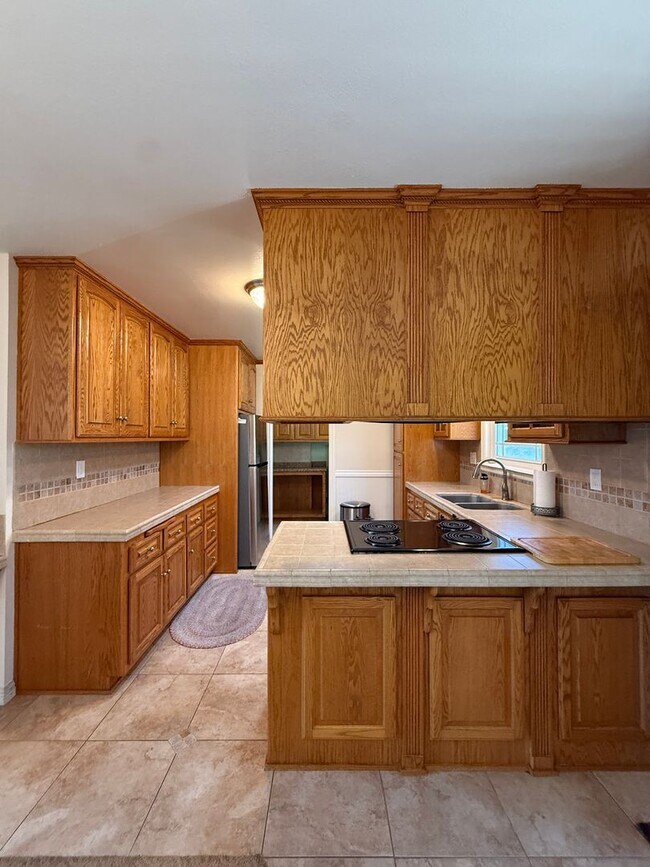 Building Photo - Centrally Located Orcutt Single Story Home