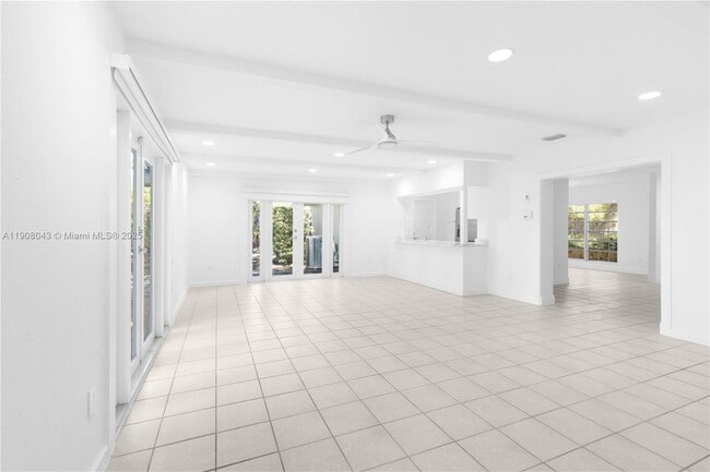 Building Photo - 16412 SW 74th Ct