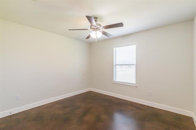 Building Photo - 246 Foxtrot Ln