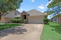 Building Photo - 5614 Savannah Woods Ln
