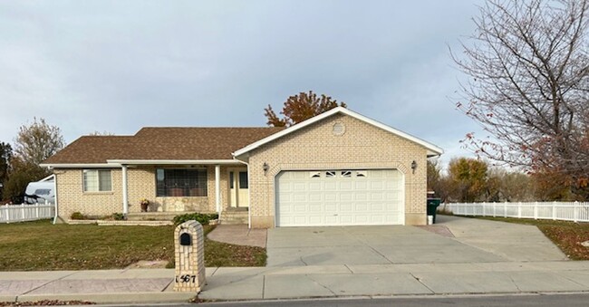 Building Photo - Lehi home for rent with finished basement!