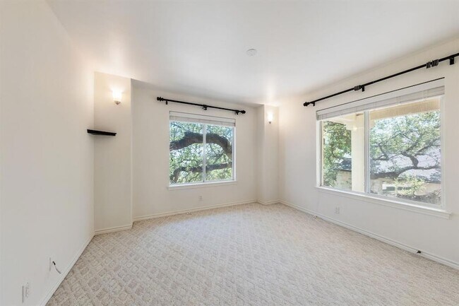 Building Photo - 1704 Randolph Ridge Trail