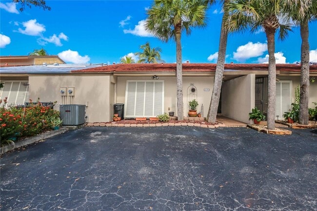 Building Photo - 8299 Balgowan Rd