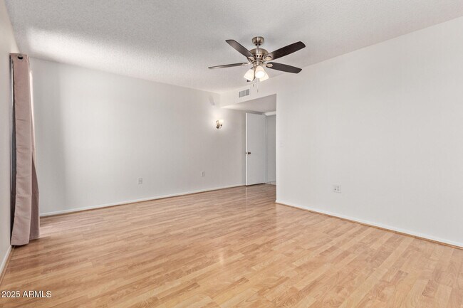 Building Photo - 12643 W Regal Dr