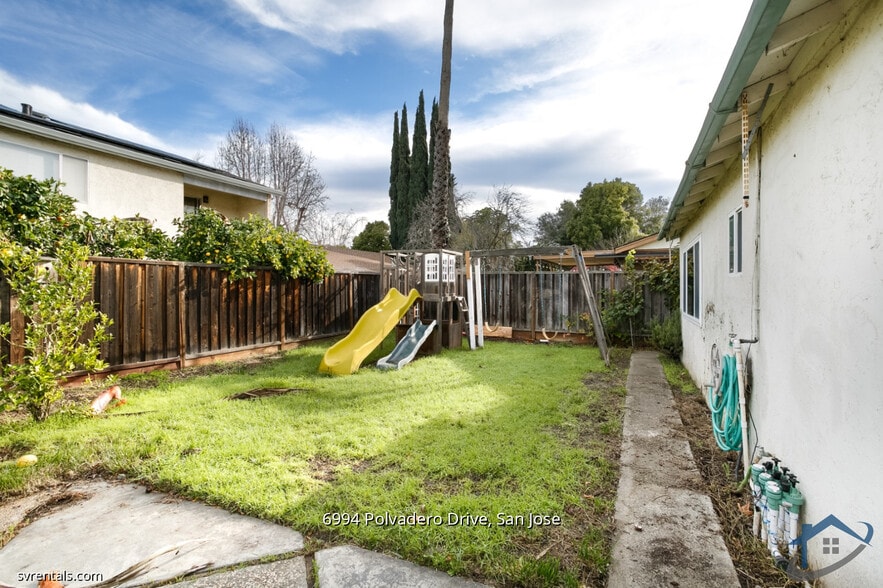 Building Photo - 6994 Polvadero Dr