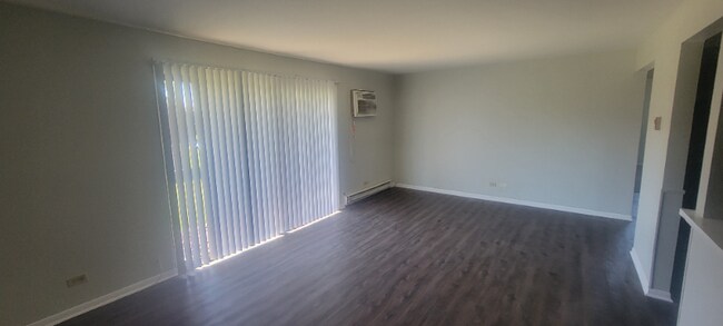 Building Photo - 1713 Nelson Rd