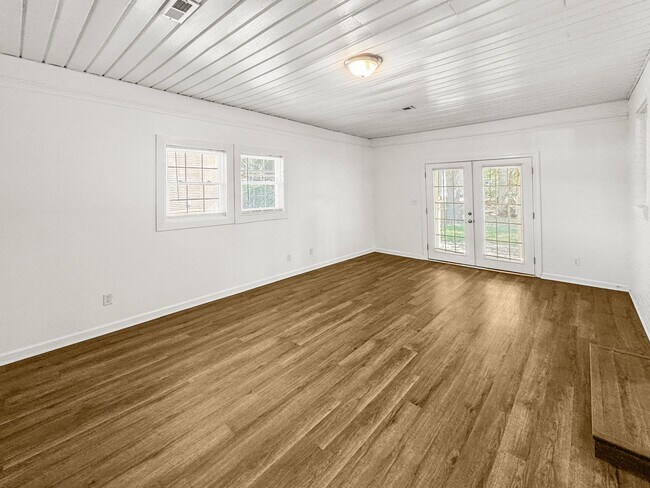 Building Photo - 1513 Bethlehem Rd