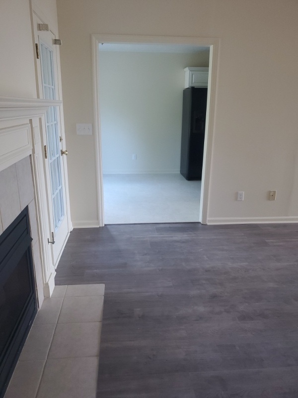 Building Photo - 304 Grandiflora Cir