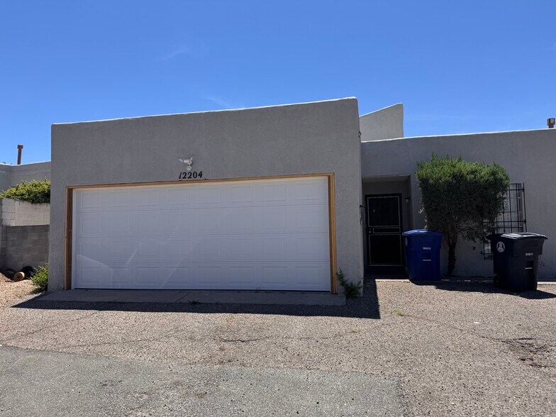 Primary Photo - 12204 Menaul Blvd NE