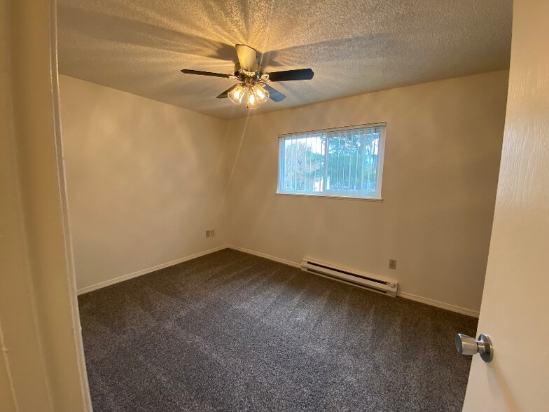 Building Photo - 1700 Blankenship Rd