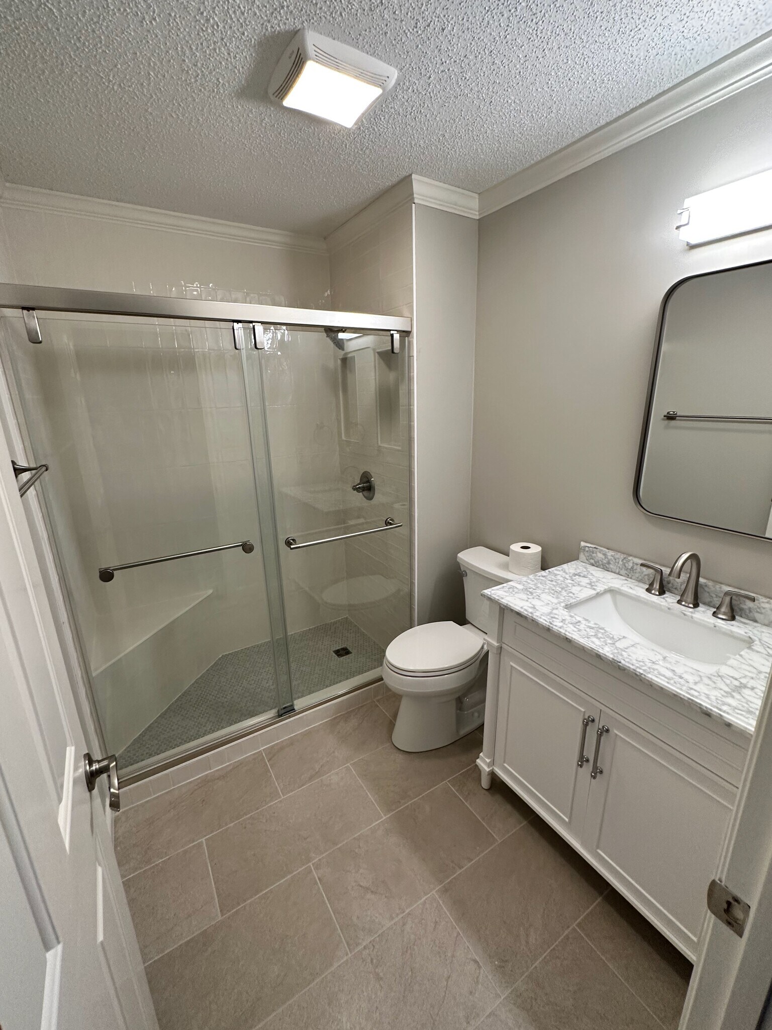 Newly remodeled hall bath - 135 Brandeis Ln