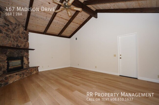Building Photo - Spacious Home in Beautiful Blossom Valley ...