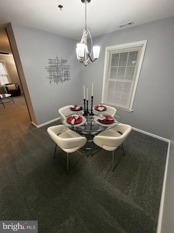 Building Photo - 102 Stonehurst Ct