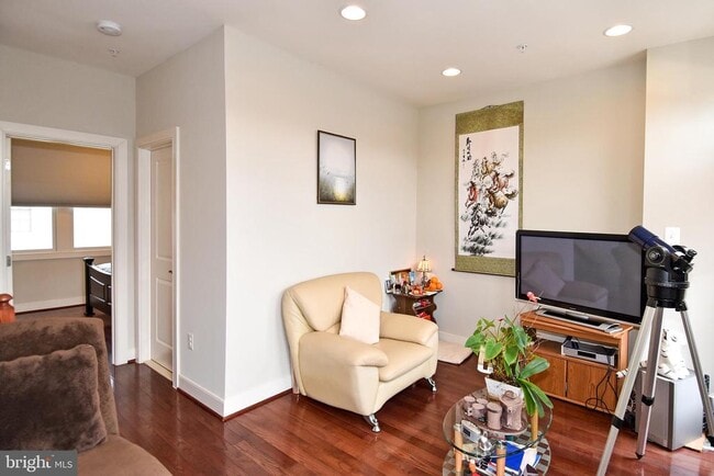 Building Photo - 4531 Westhall Dr