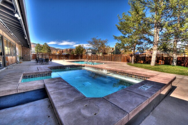 Building Photo - 2235 Sidewinder Dr