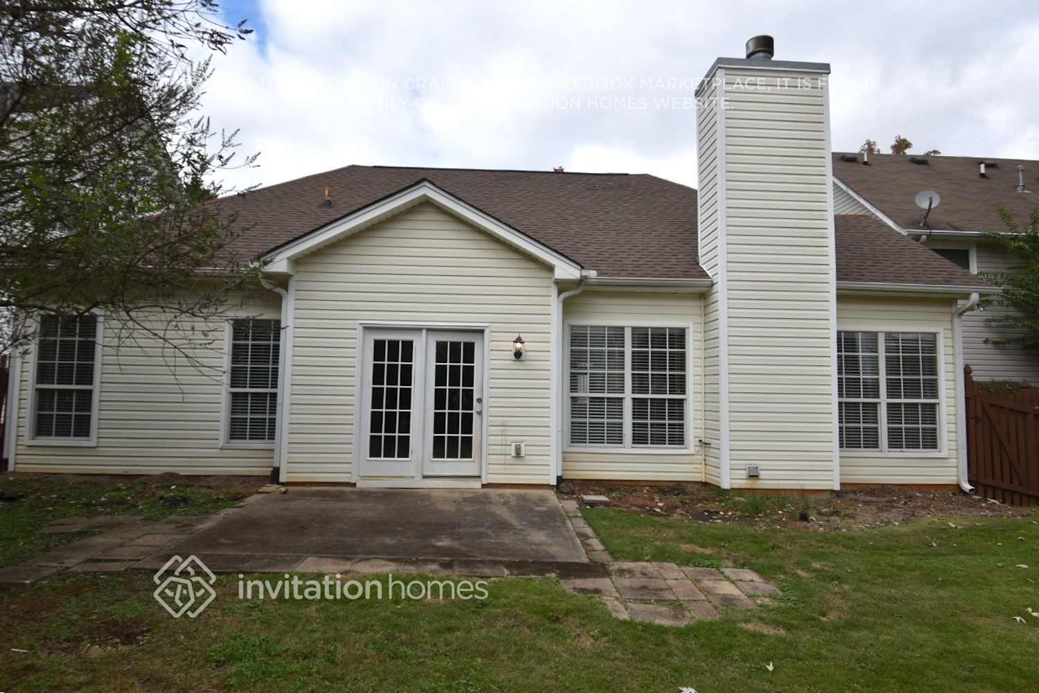 Building Photo - 2482 Lakebrooke Dr