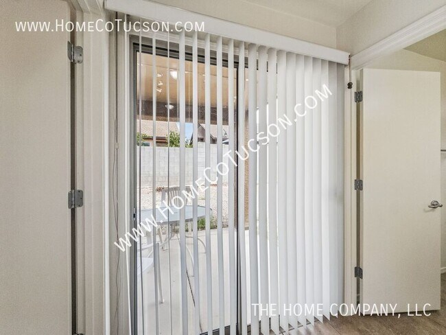 Building Photo - 6039 S Avenida Las Monjas