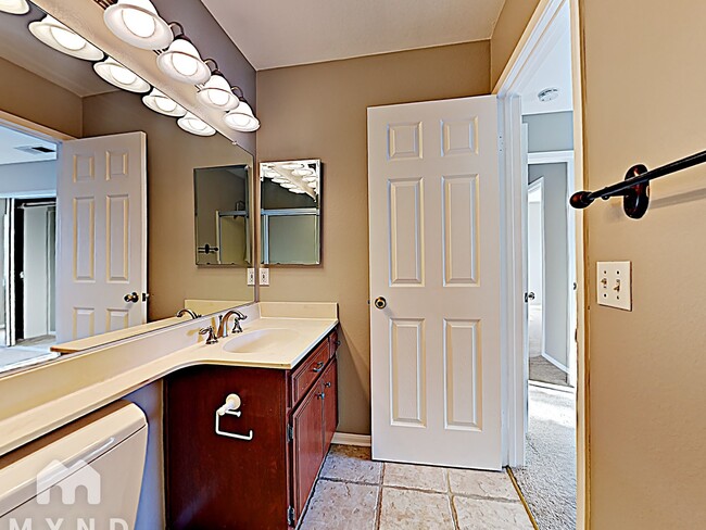 Building Photo - 107 Mangano Cir