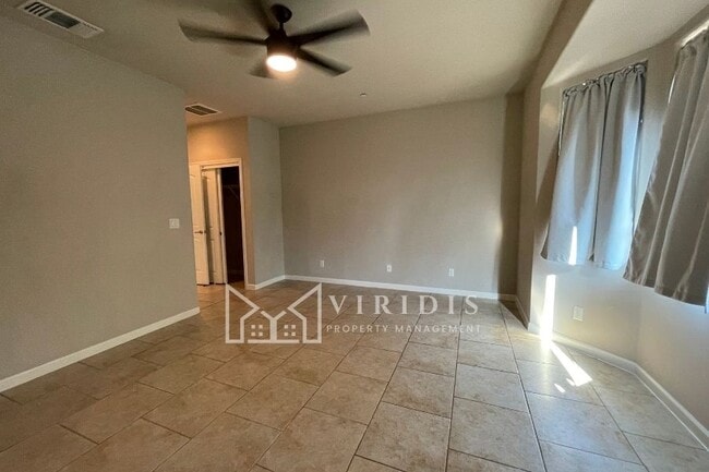 Building Photo - 3298 Tradewinds Ave