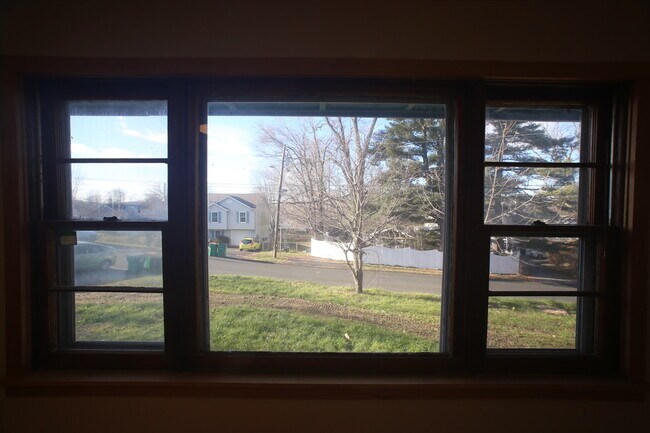 Building Photo - 4 Coffey Ave