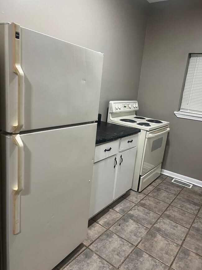 Building Photo - 1505 N Tuxedo St