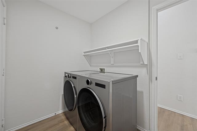 Building Photo - 9109 Azinger Dr