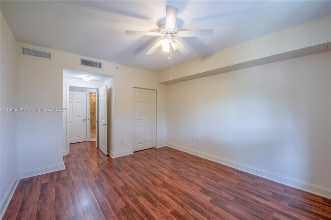 Building Photo - 510 NW 84th Ave