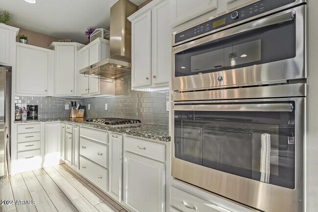 Building Photo - 4652 Cabrio Ter