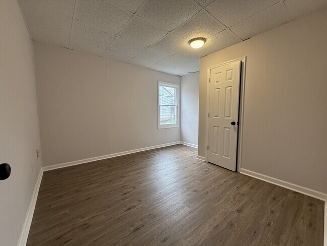 Building Photo - Section 8 Welcome!!! "Charming 4-Bedroom Home in Huntsville's Heart - 1,419 Sq. Ft. of Comfort!"