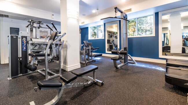 Fitness Center - City Pointe