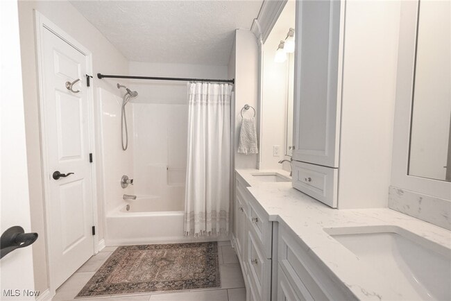 Building Photo - 1305 Fieldstone Ct