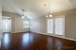 Building Photo - 565 Hunters Glen St