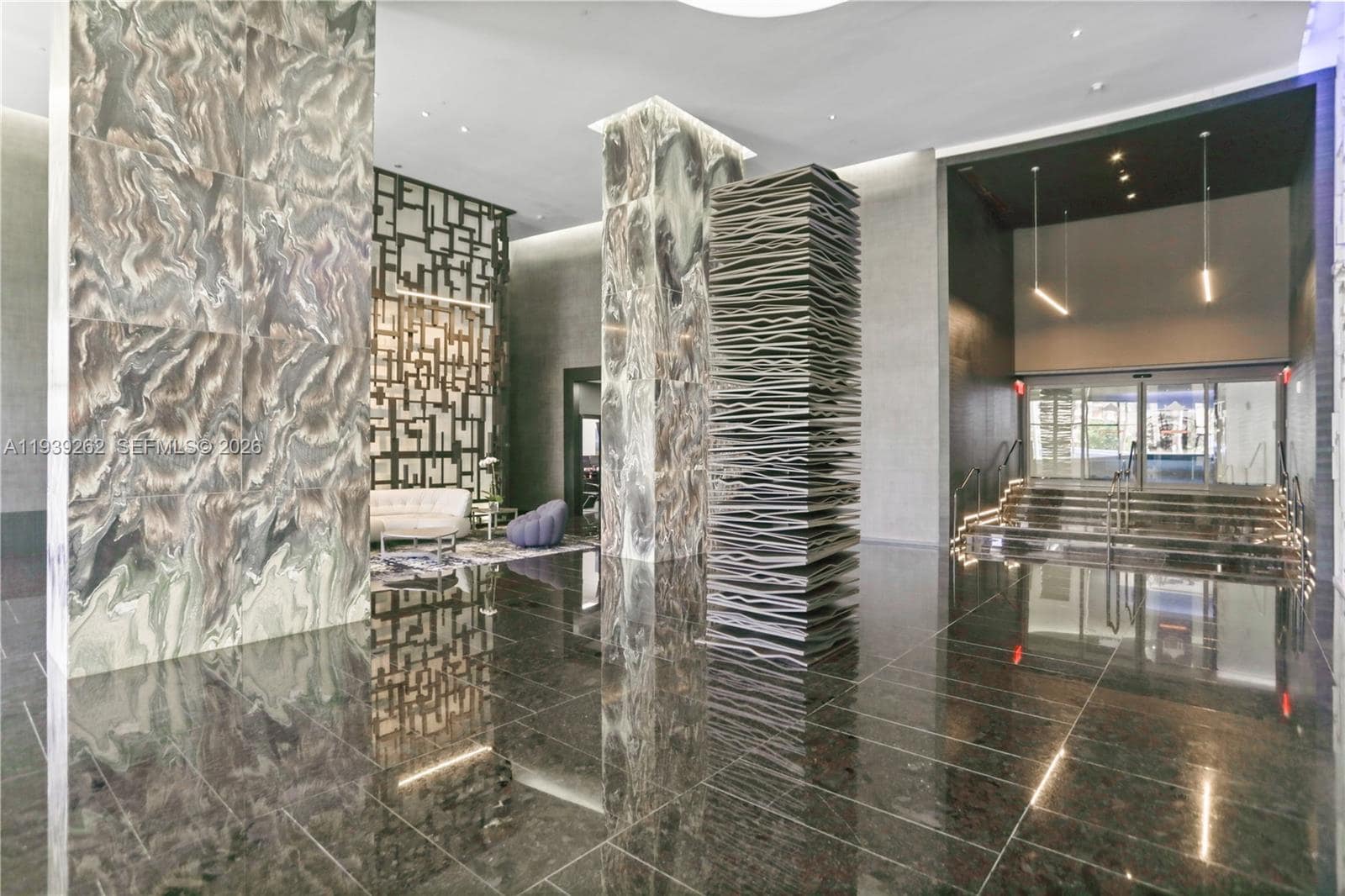 Building Photo - 1850 S Ocean Dr