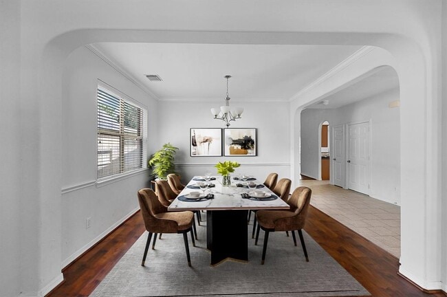 Building Photo - 8803 Peach Oak Crossing