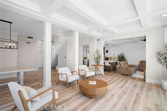 Building Photo - 507 Via Florida