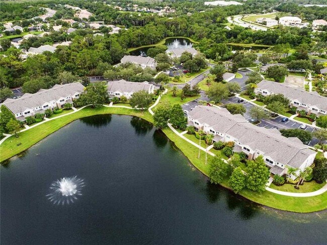 Building Photo - 8821 Manor Loop