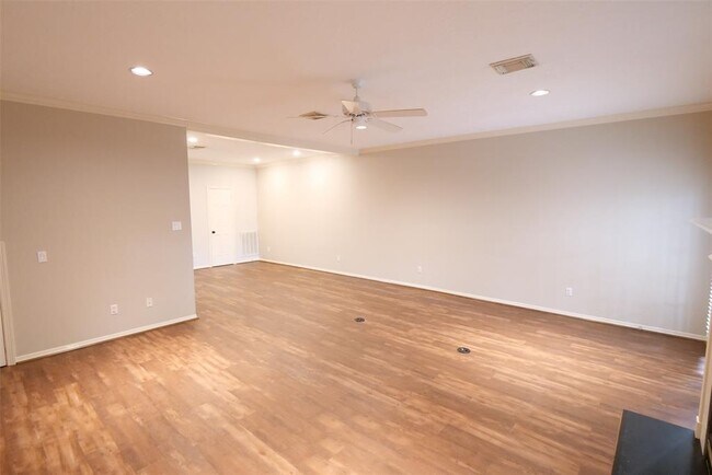 Building Photo - 4914 Maxie St