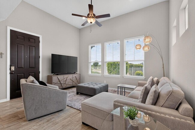 Building Photo - 105 Harborside Dr