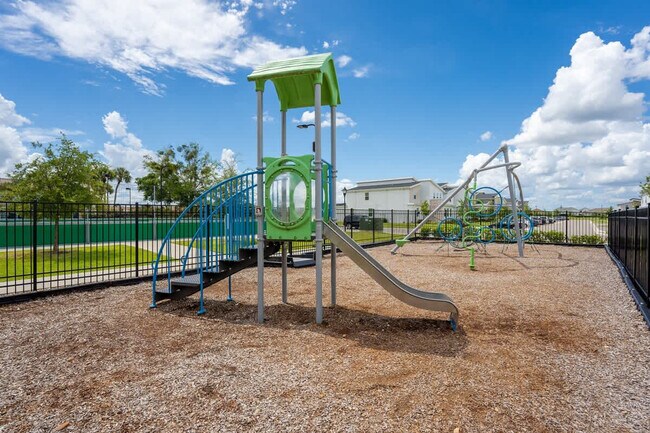 Building Photo - 4702 Sleepy Hollow Dr