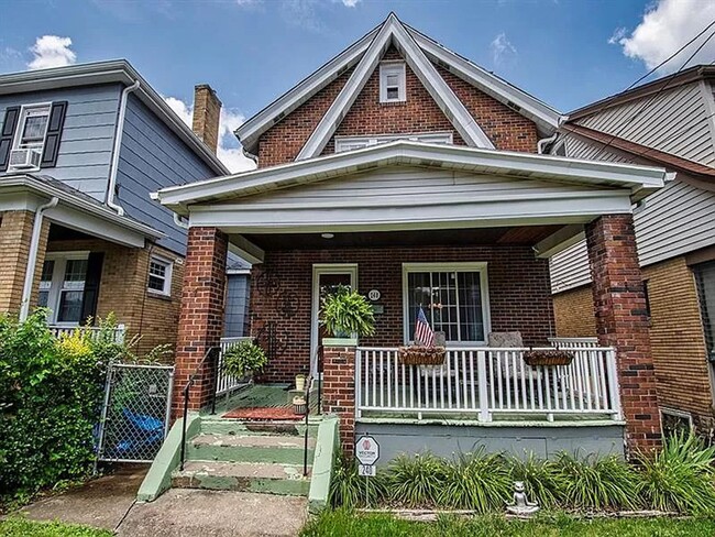 Building Photo - 3 bed 1 bath - Westview, great area, washe...