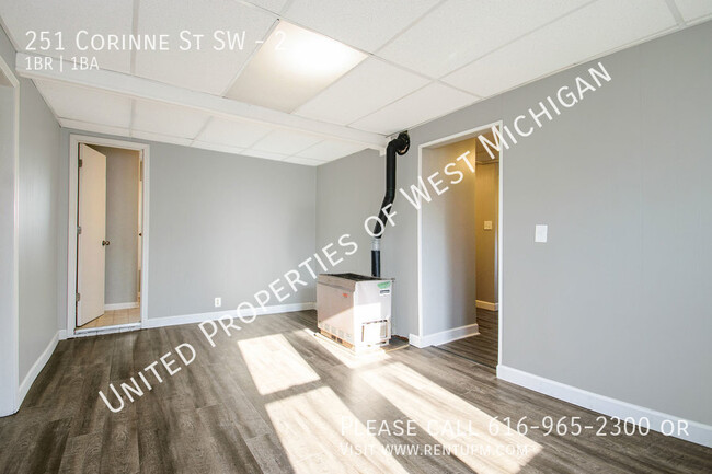 Building Photo - 251 Corinne St SW