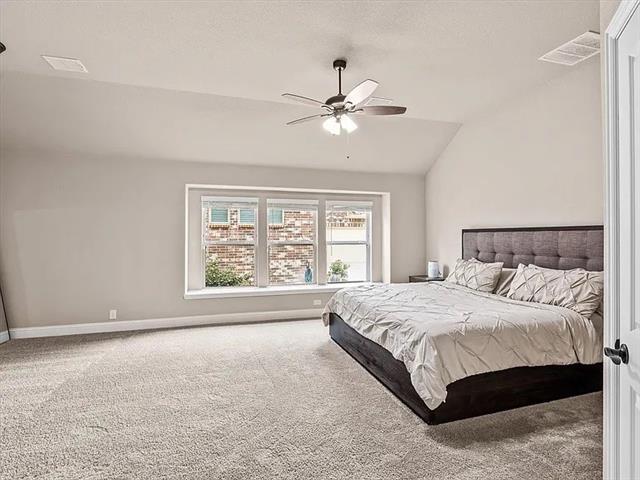 Building Photo - 905 Sedona St