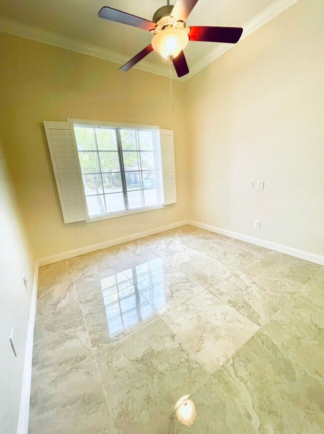 Building Photo - Single-story 4 Bed nestled in the desirable Green Valley Ranch!  3 Car Garage!