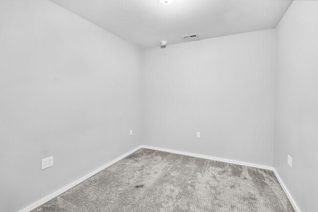 Building Photo - 4Bd/3Ba Duvall House