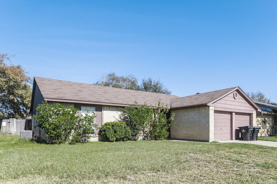 Building Photo - 3446 Hombly Rd