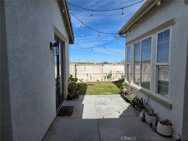 Building Photo - 15895 Green Acres Ct